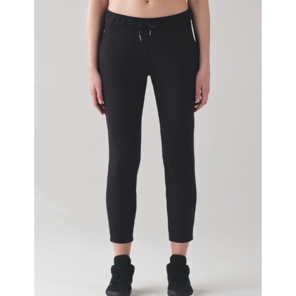 Lululemon On the Fly 7/8 Pant Black Women's Pull On Size 10